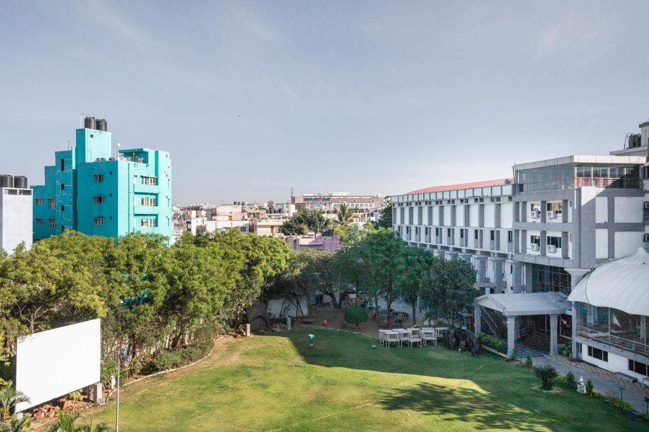 Palette Resorts - Hotel Sanhok Bengaluru Kültér fotó